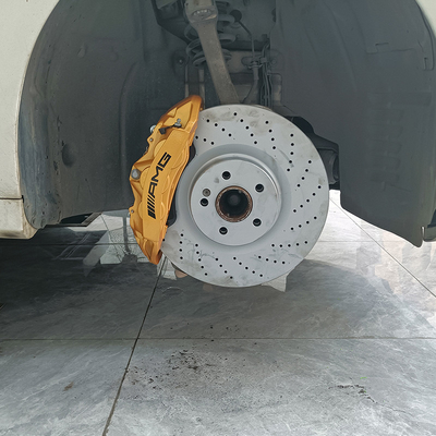Mercedes Benz C200 Araba Fren Kaliperleri 6 Pot Claipers ve 355MM Diskleri Yükseltme