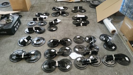 Toyota Honda Mercedes Benz için özelleştirilmiş Brembo GT6 kaliper parantez rengi için uygun